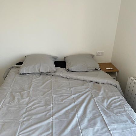 Appartement 2 Chambre Drancy Eksteriør billede